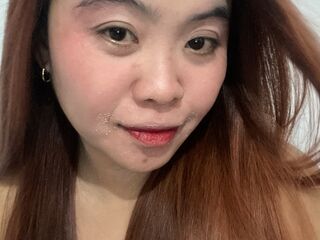 camgirl masturbating with sex toy ArianneSwan